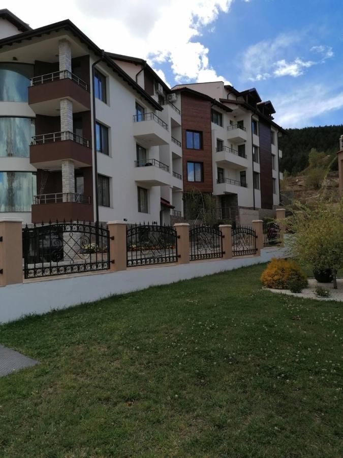 Арт Мезонет Salem Apartman Velingrad Kültér fotó